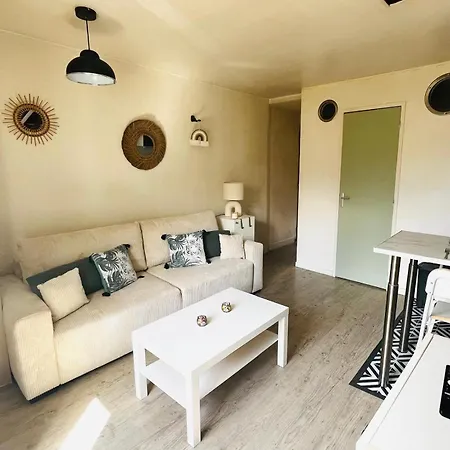 Le Nid De L'autodrome, Cosy & Pratique Apartment *